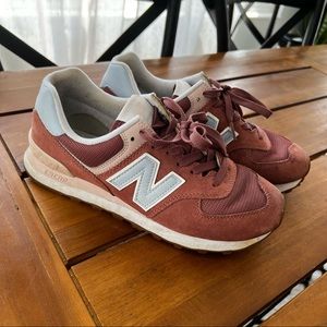 Pink New Balance 574